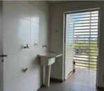 Oportunidad para invertir, 118 m2 propios en el Centro de Cuidad del Este. - Imagen 8