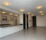 Oportunidad para invertir, 118 m2 propios en el Centro de Cuidad del Este. - Imagen 2