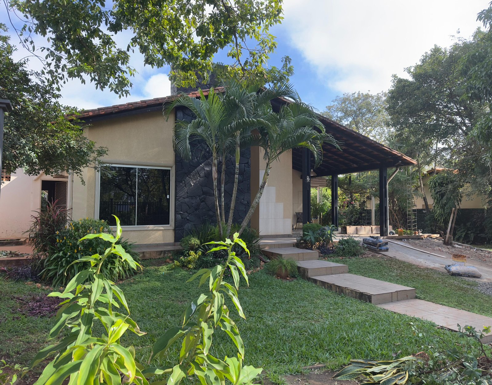 WhatsApp Image 2025-06-10 at 12.08.38 Casa en Área 1 en Alquiler - Imagen 1